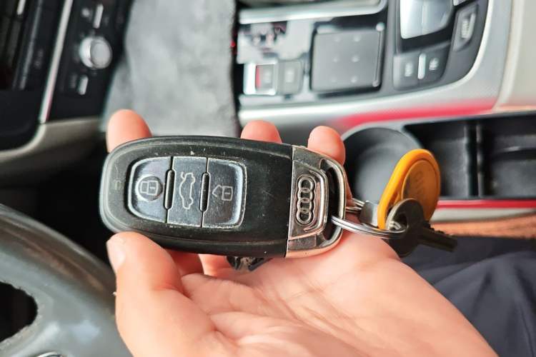 Used Audi A6L 2012 TFSI Standard Model Vehicle Key
