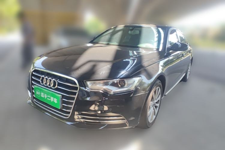 Używany Audi A6L 2012 30 FSI Luxury Model Guazi used car, China used car export, Used car for sale, Used cars, Cheapest cars for sale