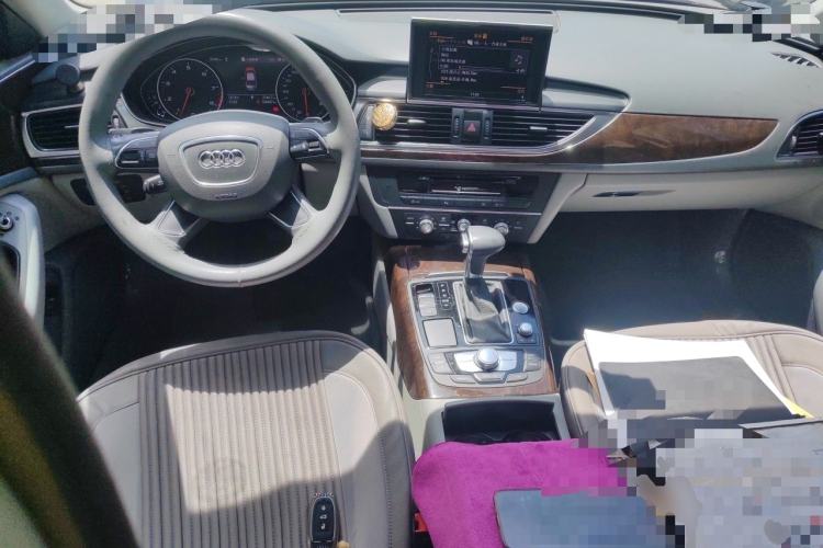 Used Audi A6L 2012 TFSI Standard Model Center Console