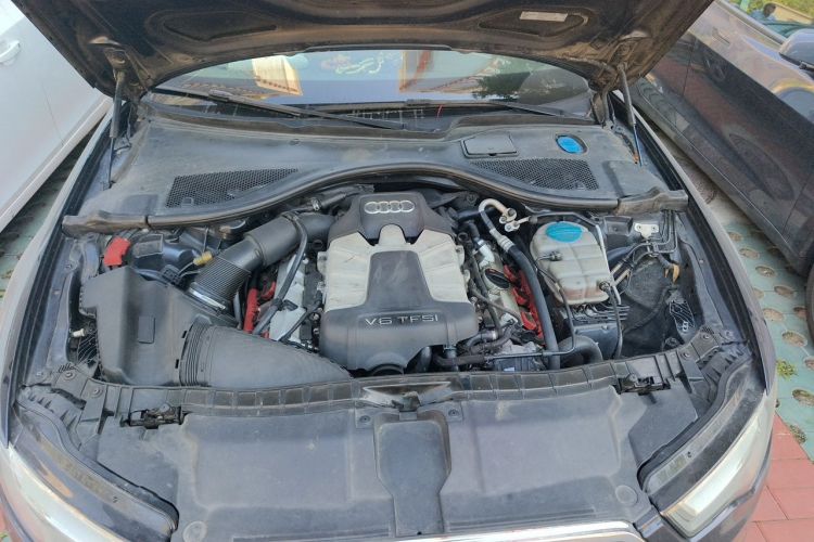 Used Audi A6L 2012 50 TFSI quattro Luxury Model Engine Bay