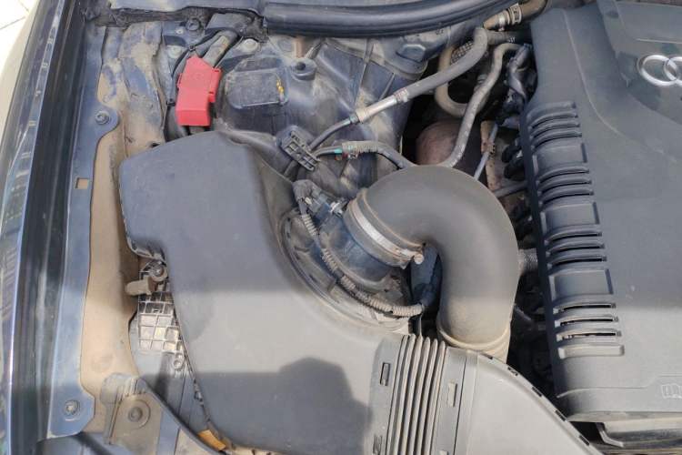 Used Audi A6L 2012 TFSI Standard Model Engine Bay Right