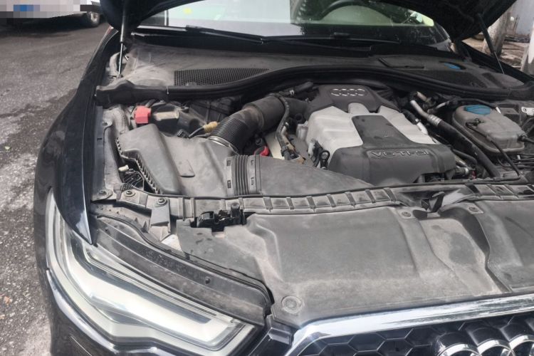Used Audi A6L 2012 50 TFSI quattro Luxury Model Engine Bay Right