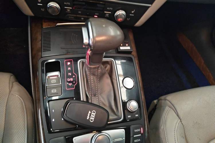 Used Audi A6L 2012 35 FSI Luxury Model Gear Lever