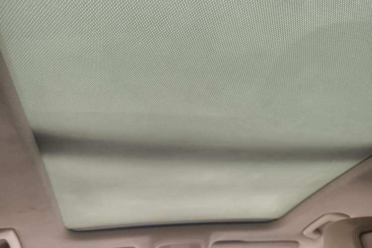 Used Audi A6L 2012 50 TFSI quattro Luxury Model Headliner