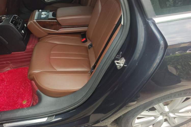 Used Audi A6L 2012 35 FSI Luxury Model Left Rear Seat