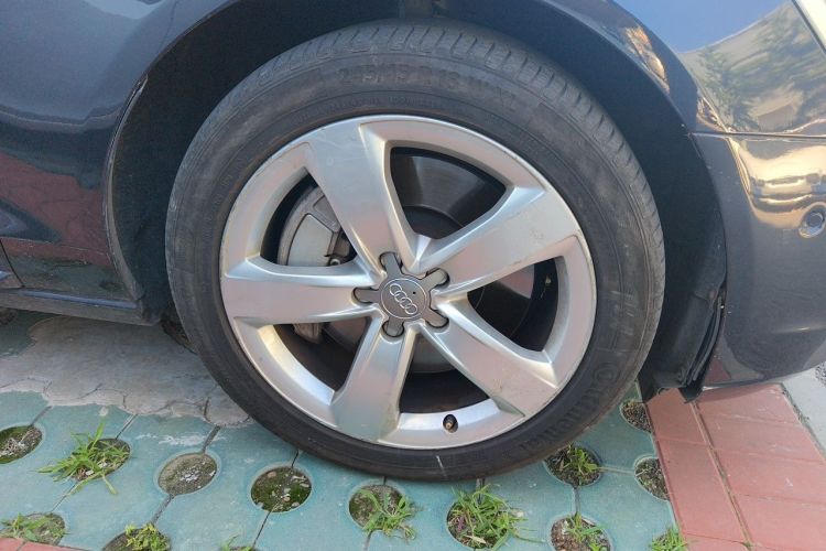 Used Audi A6L 2012 50 TFSI quattro Luxury Model Right Front Wheel Hub