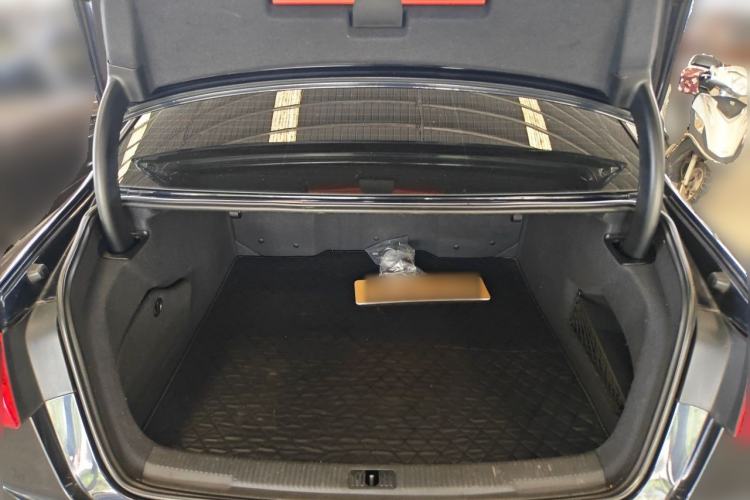 Used Audi A6L 2012 35 FSI Luxury Model Trunk