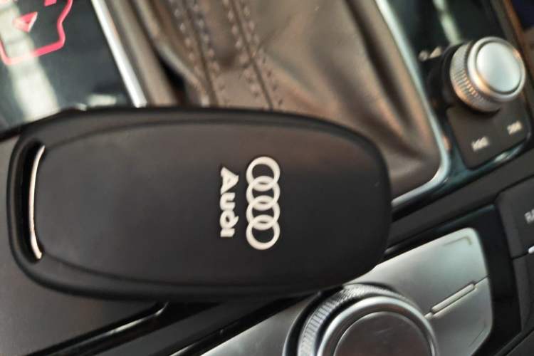 Used Audi A6L 2012 35 FSI Luxury Model Vehicle Key