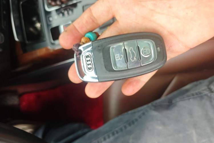Used Audi A6L 2012 35 FSI Luxury Model Vehicle Key