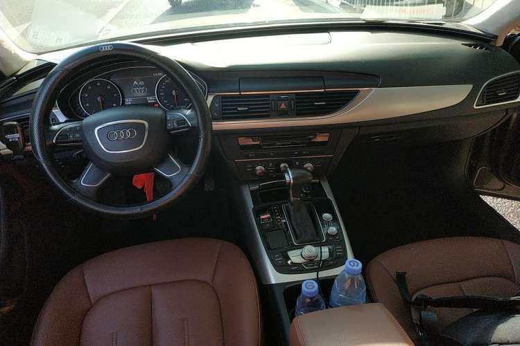 Used Audi A6L 2012 TFSI Standard Model Center Console