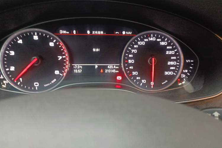 Used Audi A6L 2012 TFSI Standard Model Odometer Close Up