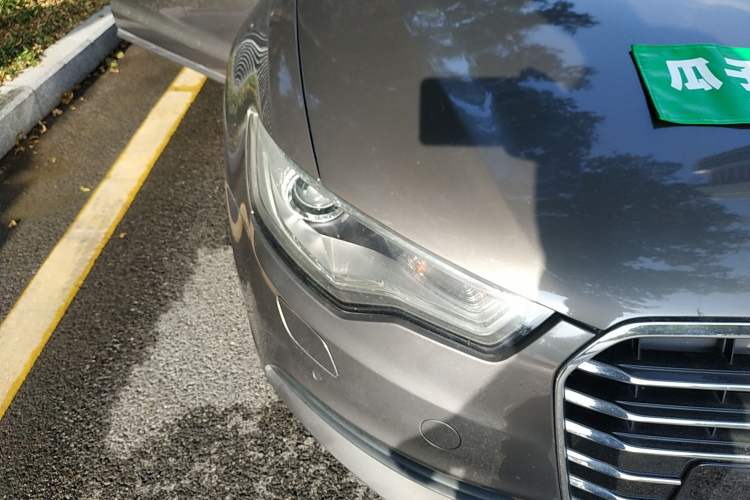 Used Audi A6L 2012 TFSI Standard Model Right Front Headlight