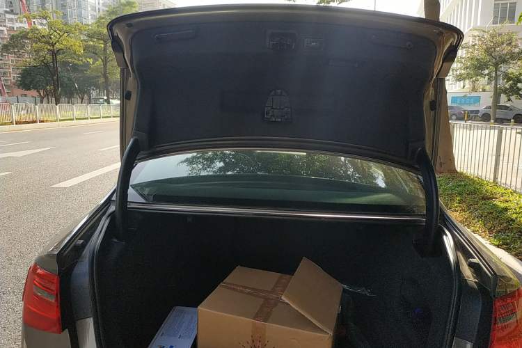 Used Audi A6L 2012 TFSI Standard Model Trunk