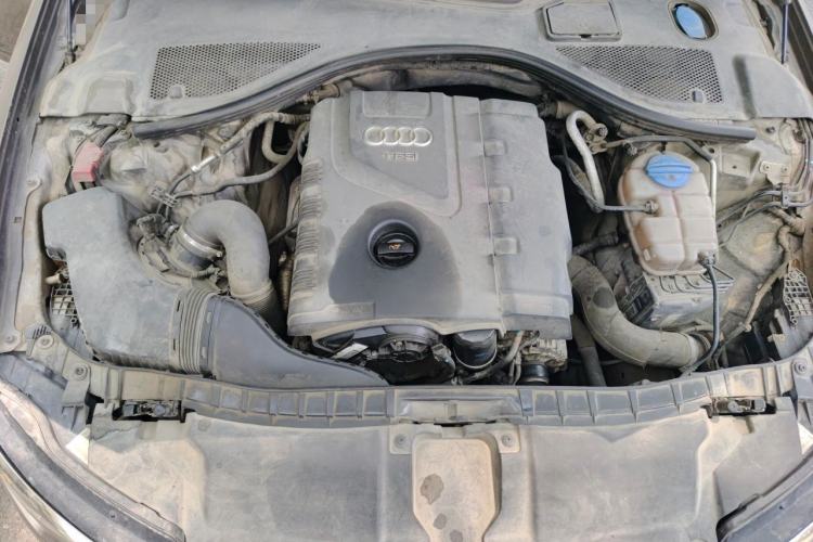 Used Audi A6L 2012 TFSI Standard Model Engine Bay
