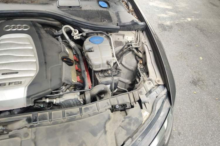 Used Audi A6L 2012 30 FSI Technology Edition Engine Bay Left