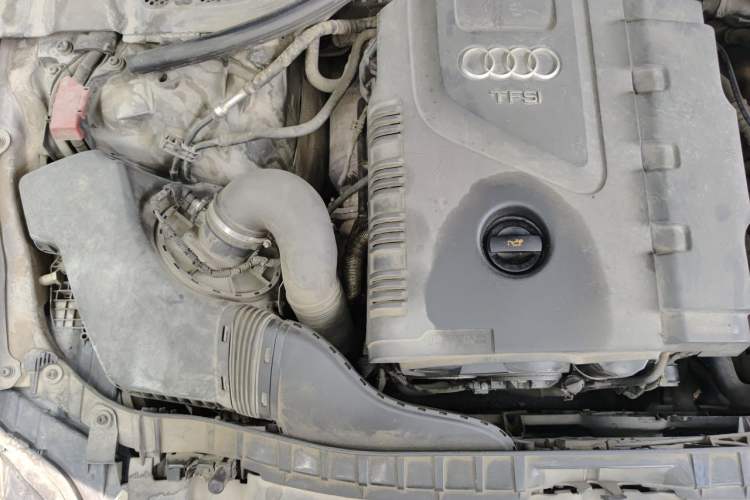 Used Audi A6L 2012 TFSI Standard Model Engine Bay Right