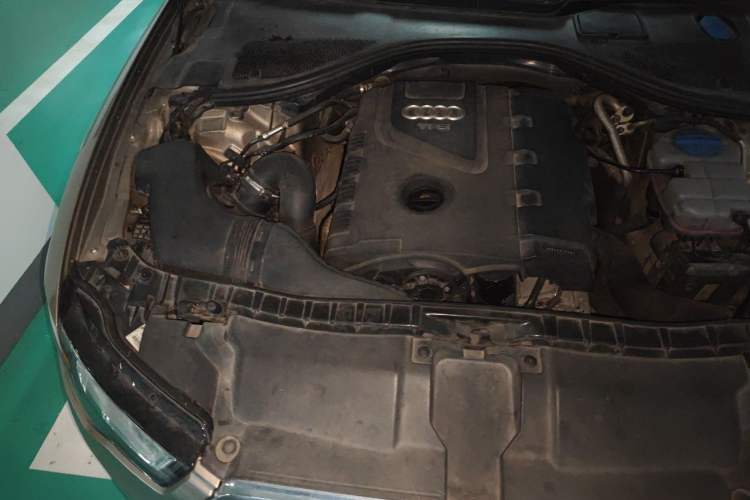 Used Audi A6L 2012 TFSI Standard Model Engine Bay Right