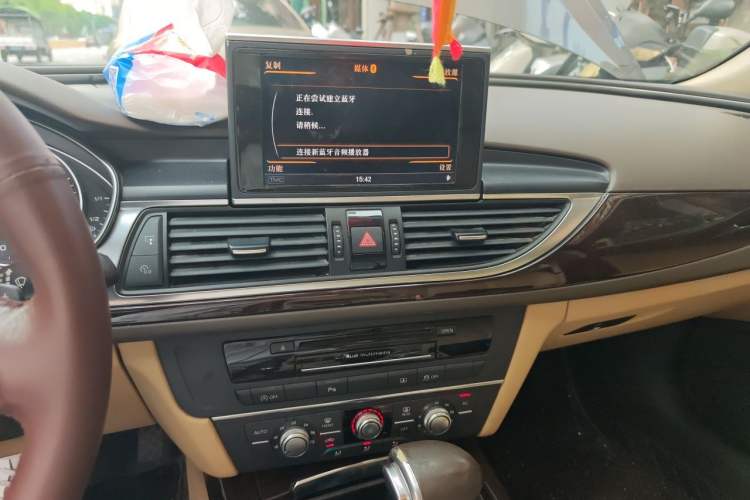 Used Audi A6L 2012 TFSI Standard Model Audio And AC Panel