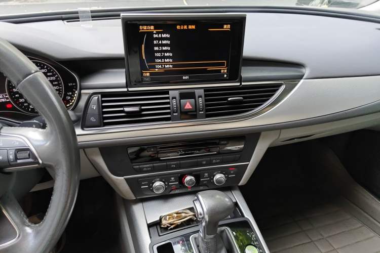 Used Audi A6L 2012 TFSI Standard Model Audio And AC Panel