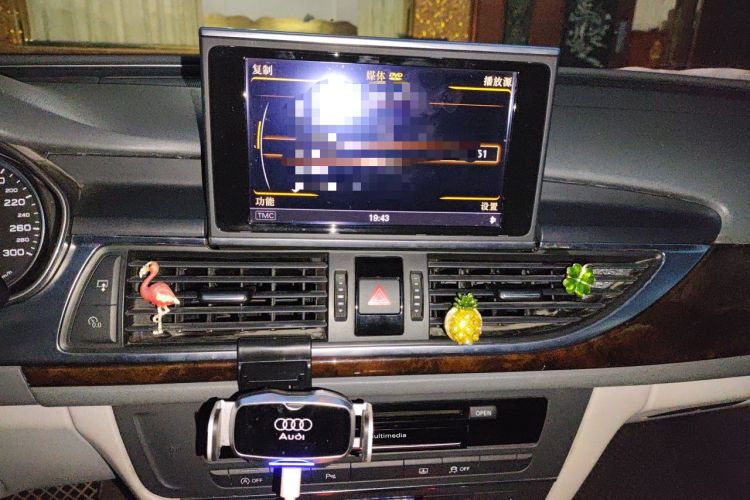 Used Audi A6L 2012 30 FSI Technology Edition Audio And AC Panel