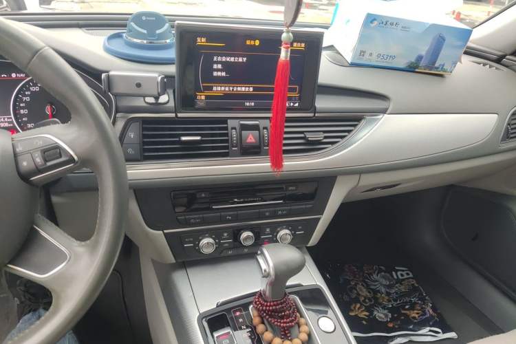 Used Audi A6L 2012 TFSI Standard Model Audio And AC Panel