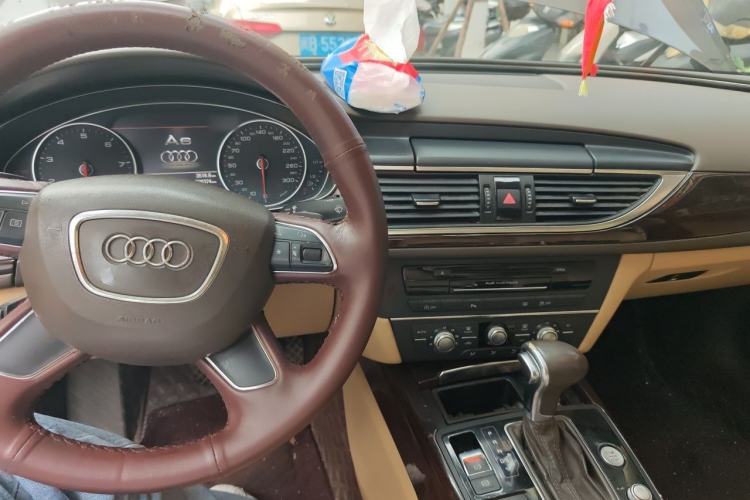 Used Audi A6L 2012 TFSI Standard Model Center Console