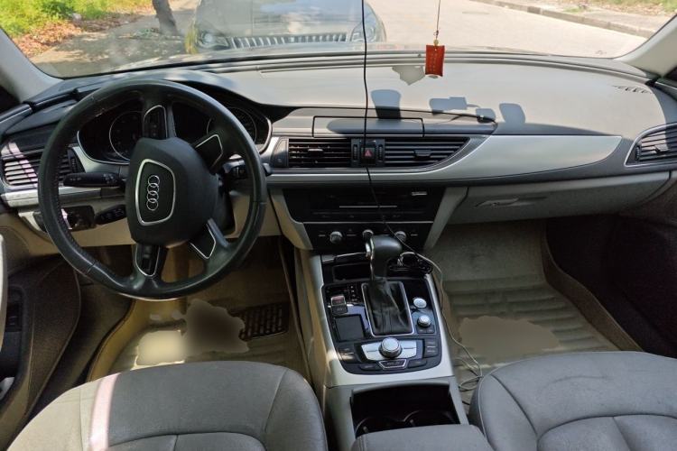 Used Audi A6L 2012 TFSI Standard Model Center Console