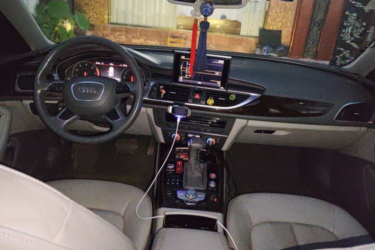 Used Audi A6L 2012 30 FSI Technology Edition Center Console