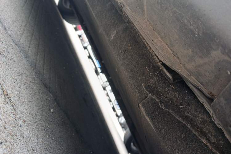 Used Audi A6L 2012 TFSI Standard Model Chassis Front Right