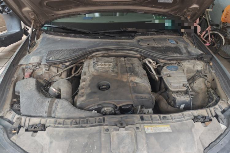 Used Audi A6L 2012 TFSI Standard Model Engine Bay