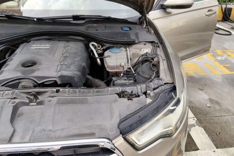 Used Audi A6L 2012 TFSI Standard Model Engine Bay Left