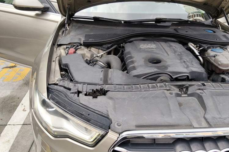 Used Audi A6L 2012 TFSI Standard Model Engine Bay Right