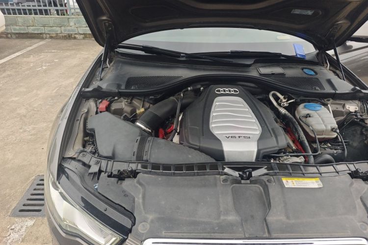 Used Audi A6L 2012 30 FSI Luxury Model Engine Bay Right