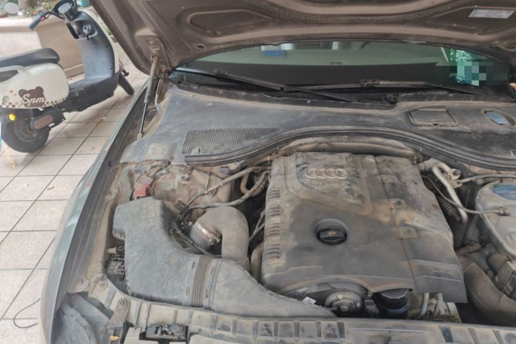 Used Audi A6L 2012 TFSI Standard Model Engine Bay Right