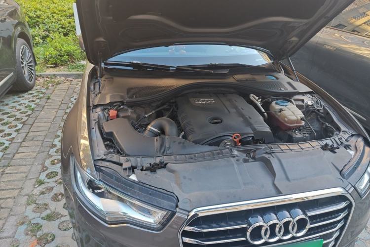 Used Audi A6L 2012 TFSI Standard Model Engine Bay Right