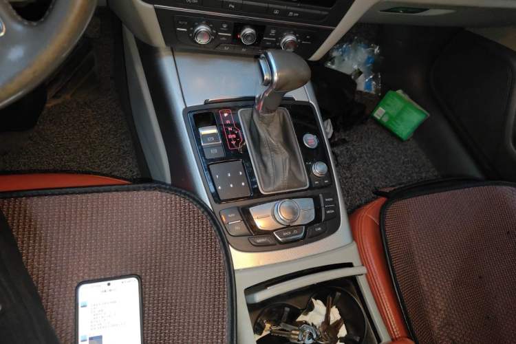 Used Audi A6L 2012 TFSI Standard Model Gear Lever
