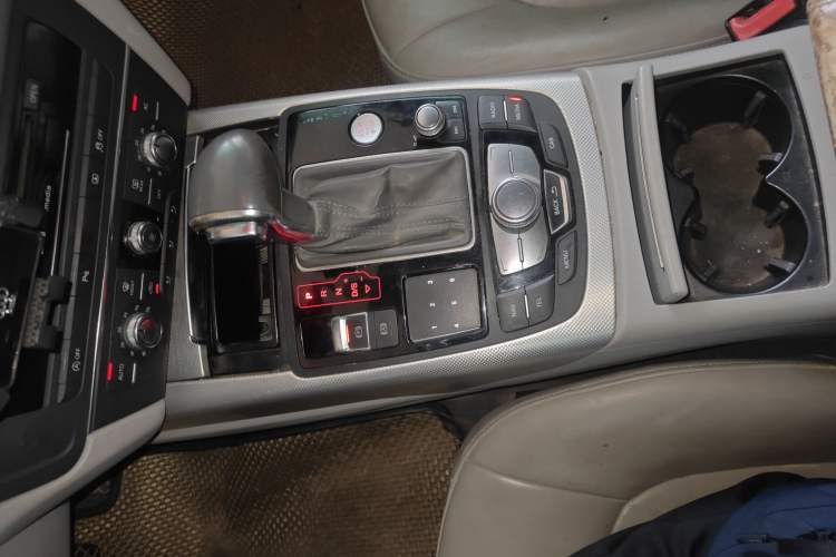 Used Audi A6L 2012 TFSI Standard Model Gear Lever