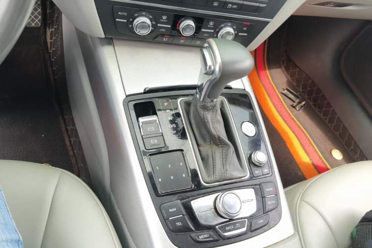 Used Audi A6L 2012 TFSI Standard Model Gear Lever