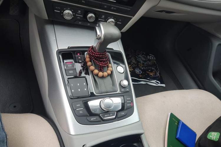 Used Audi A6L 2012 TFSI Standard Model Gear Lever