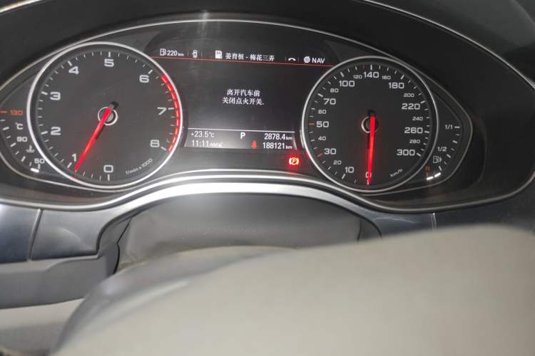 Used Audi A6L 2012 TFSI Standard Model Odometer Close Up