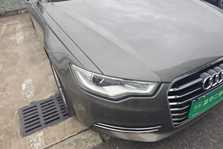 Used Audi A6L 2012 30 FSI Luxury Model Right Front Headlight