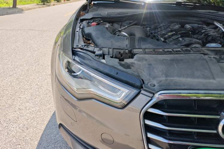 Used Audi A6L 2012 TFSI Standard Model Right Front Headlight