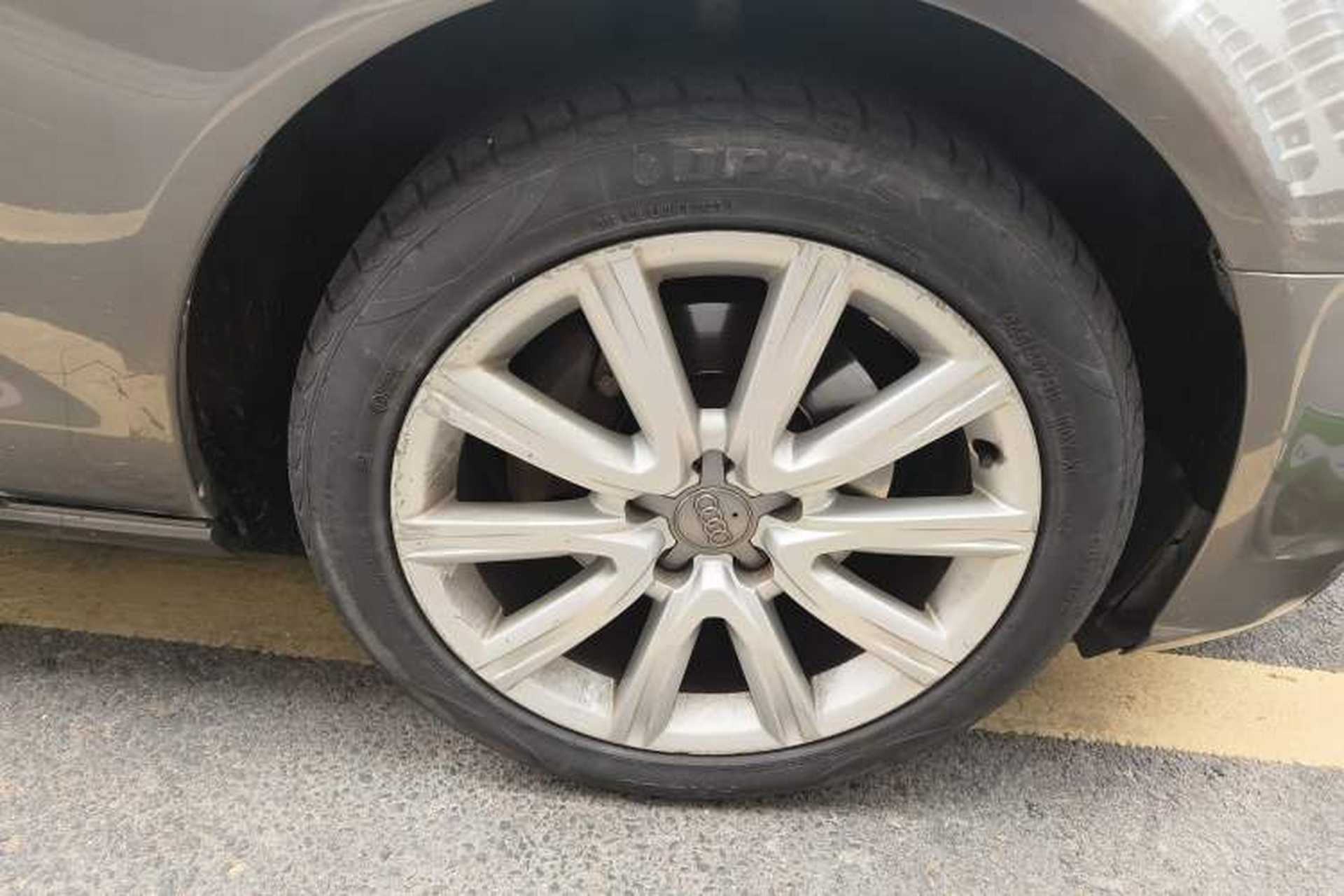 Used Audi A6L 2012 TFSI Standard Model Right Front Wheel Hub