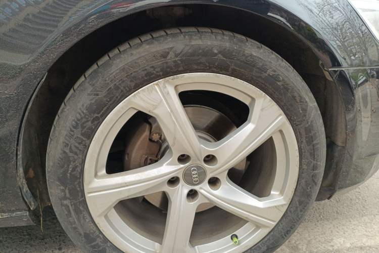 Used Audi A6L 2012 30 FSI Technology Edition Right Front Wheel Hub