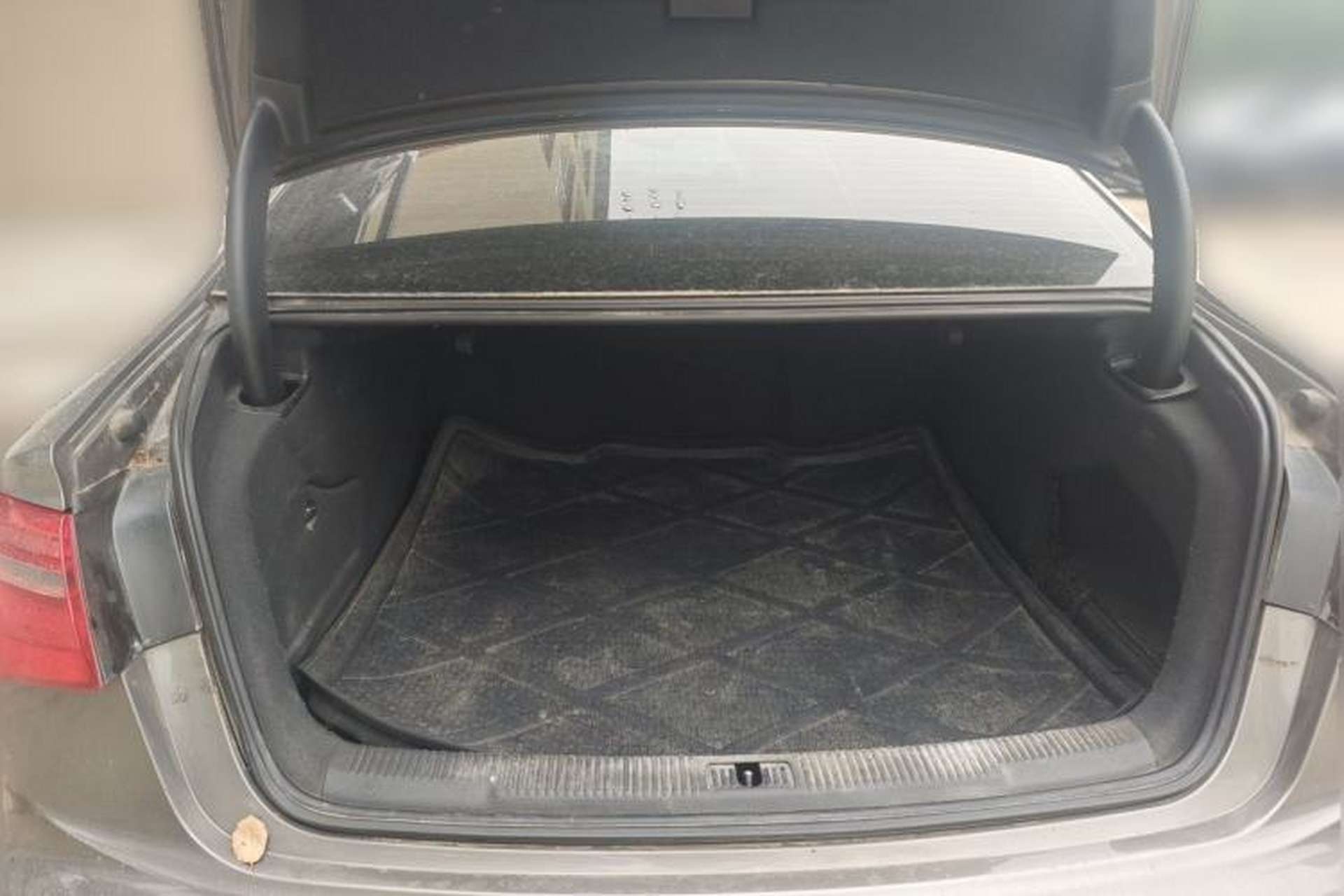 Used Audi A6L 2012 TFSI Standard Model Trunk