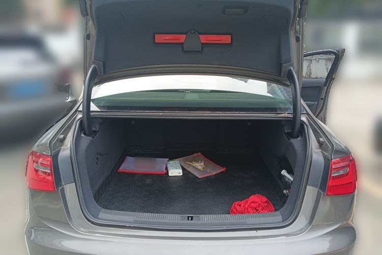 Used Audi A6L 2012 TFSI Standard Model Trunk