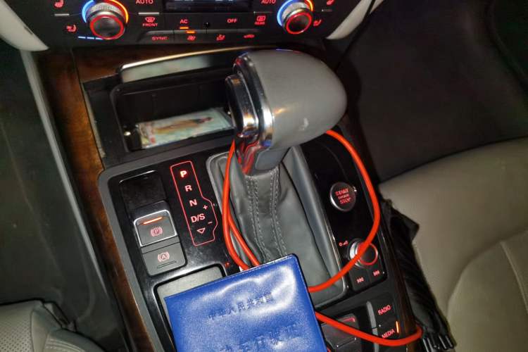 Used Audi A6L 2012 35 FSI Luxury Model Gear Lever