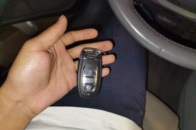 Used Audi A6L 2012 35 FSI Luxury Model Vehicle Key
