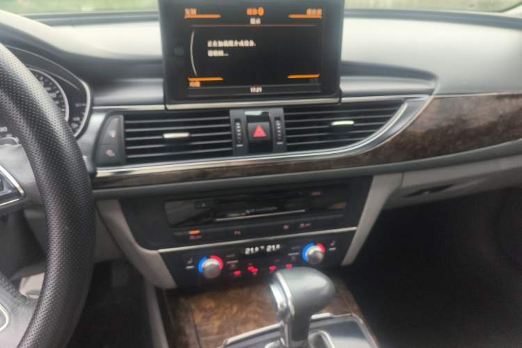 Used Audi A6L 2012 30 FSI Comfort Model Audio And AC Panel