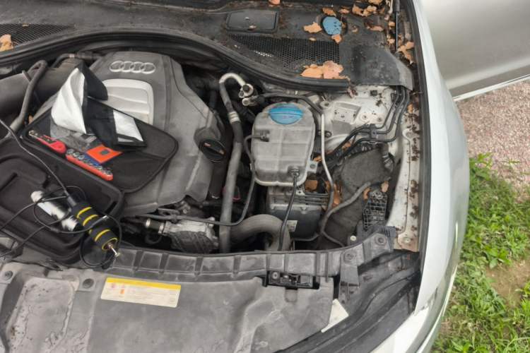 Used Audi A6L 2012 30 FSI Comfort Model Engine Bay Left